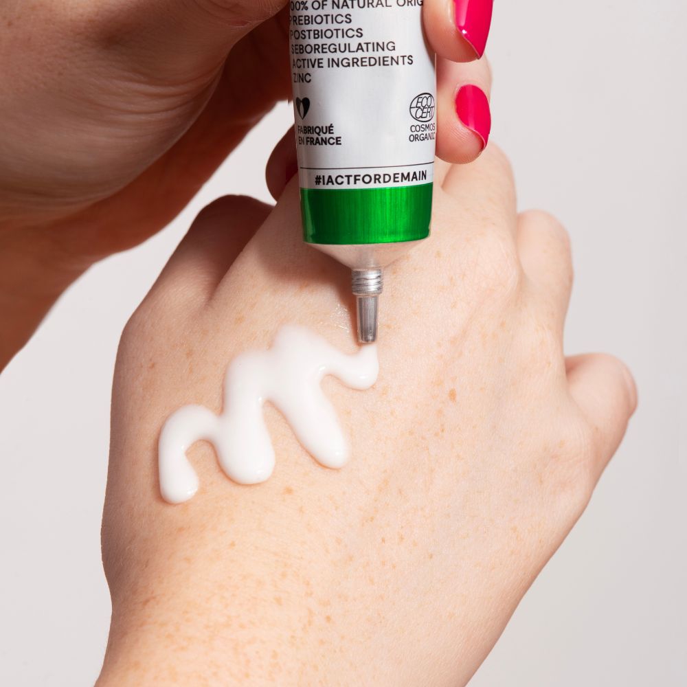 Purifiez votre peau avec le soin anti-imperfections balance your pores.