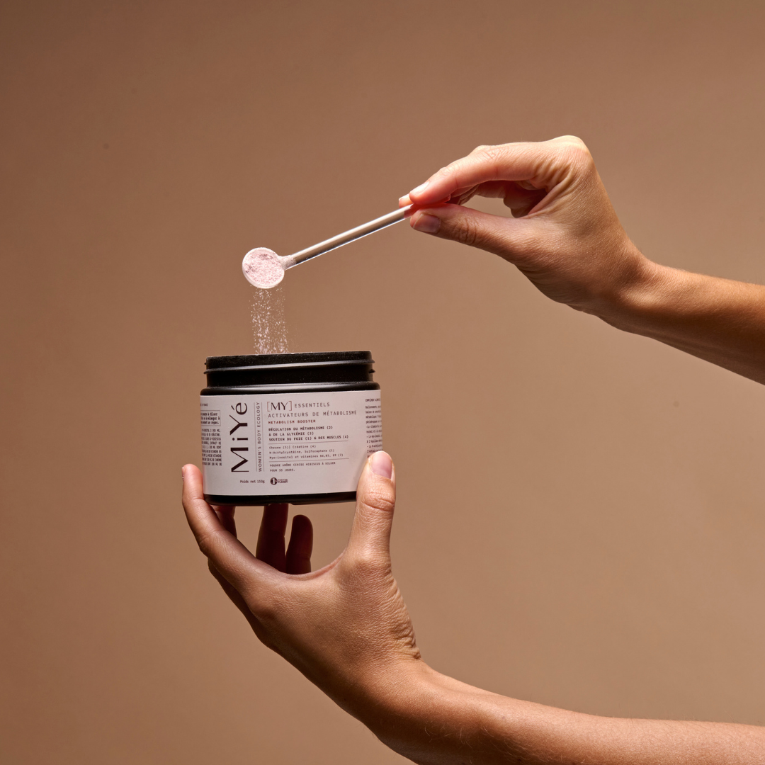 Cherry and hibiscus flavored food supplement with no added sugar to boost metabolism